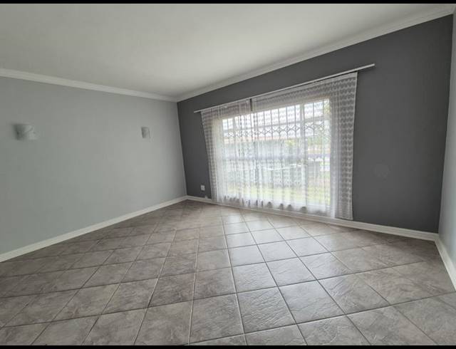 4 BEDROOM HOUSE FOR SALE IN SUNNYRIDGE